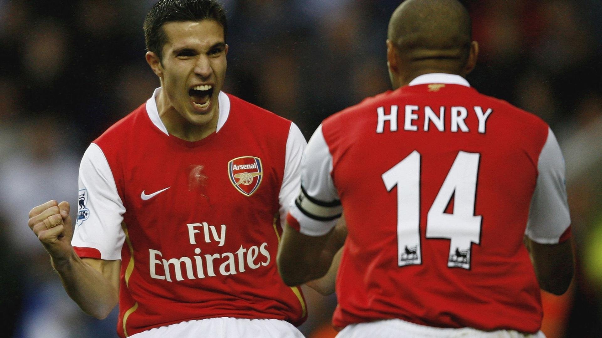 国家队在赛后与球迷进行见面交流提升互动，国家队进球算友谊赛吗