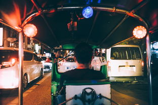 中国米兰官方-《堡垒之夜》“未来光影”赛季，创意无限，精彩不断！